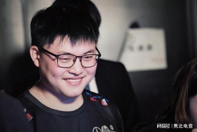 湖人全队齐心战胜快船