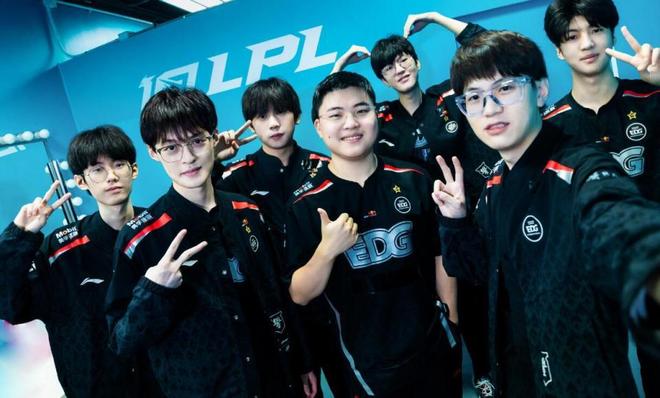 萨巴伦卡显 萨巴伦卡显