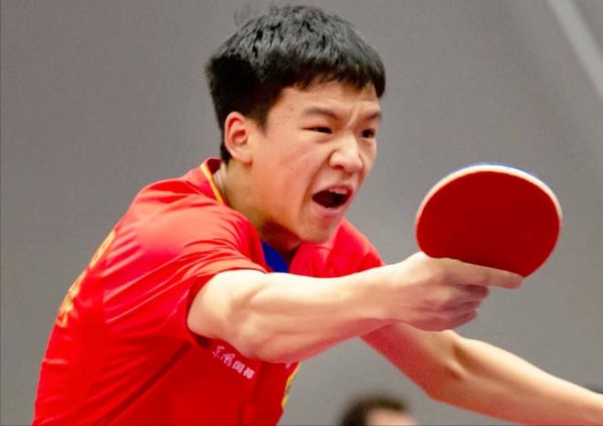 与球迷互动 与球迷互动