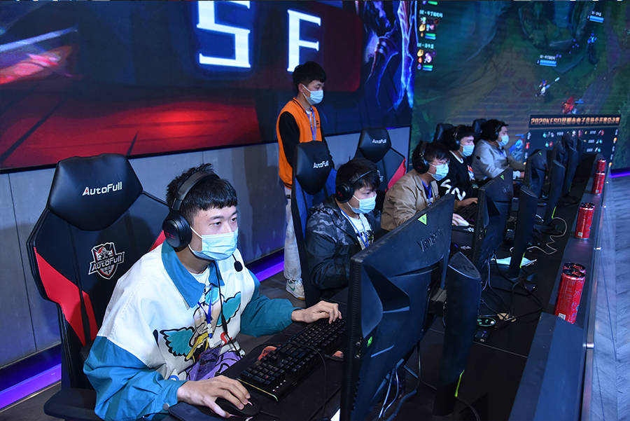 己的水平 己的水平